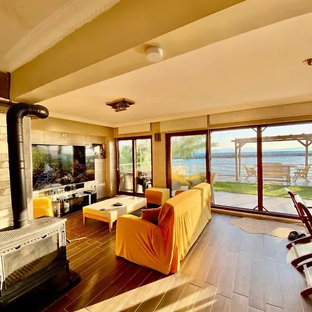 Seafront Villa *